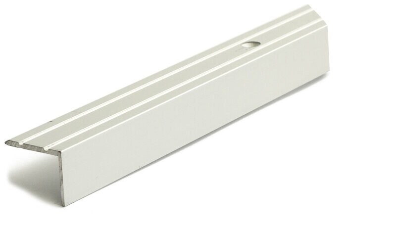 Product Image for Trappkantslist A36, skruvfastsättning