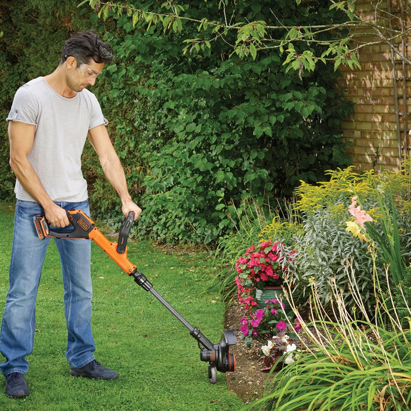 Black & Decker Grästrimmer 18V, STC1820EPC-QW, inkl. 2,0 Ah batteri & laddare