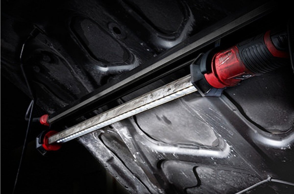 Motorhuvslampa LED
