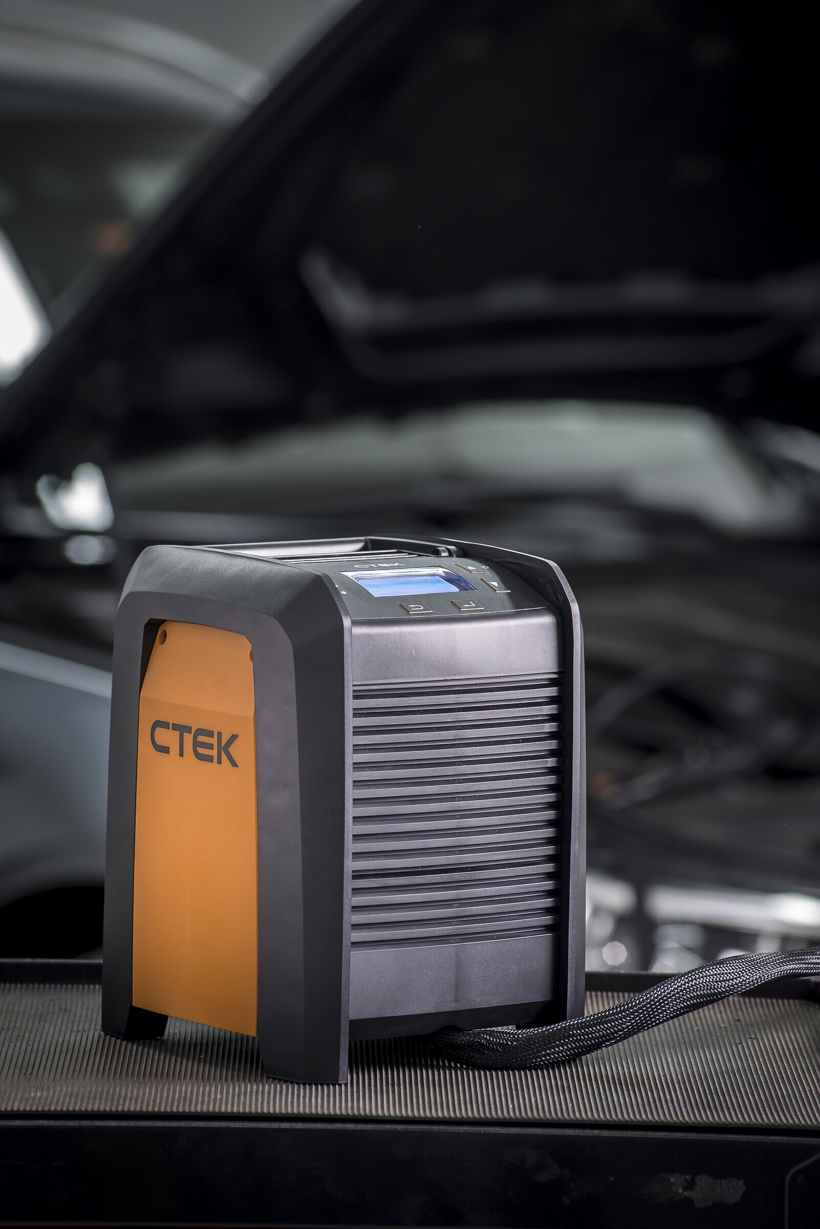 Batteriladdare & strömförsörjare PRO60, 12 V 60 A